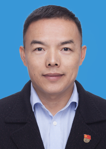 卢勇 卢勇