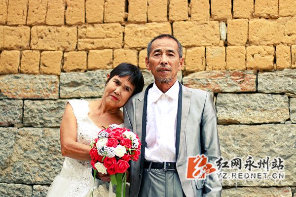 吴喜凤和滕文员,两人结婚44年。_副本.jpg